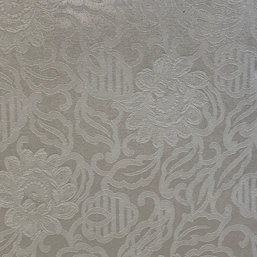 Ralph Lauren Floral Peyton Cream Fabric Tablecloth - Picture 2 of 4